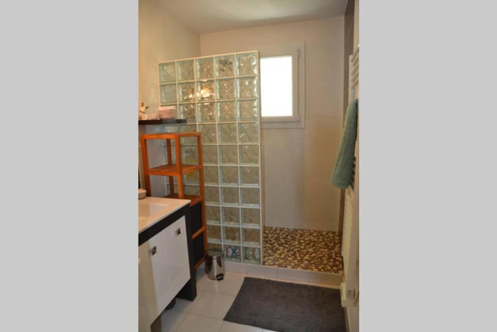 Appartement Lumineux Et Calme Avec Terrasse Avinhão Exterior foto